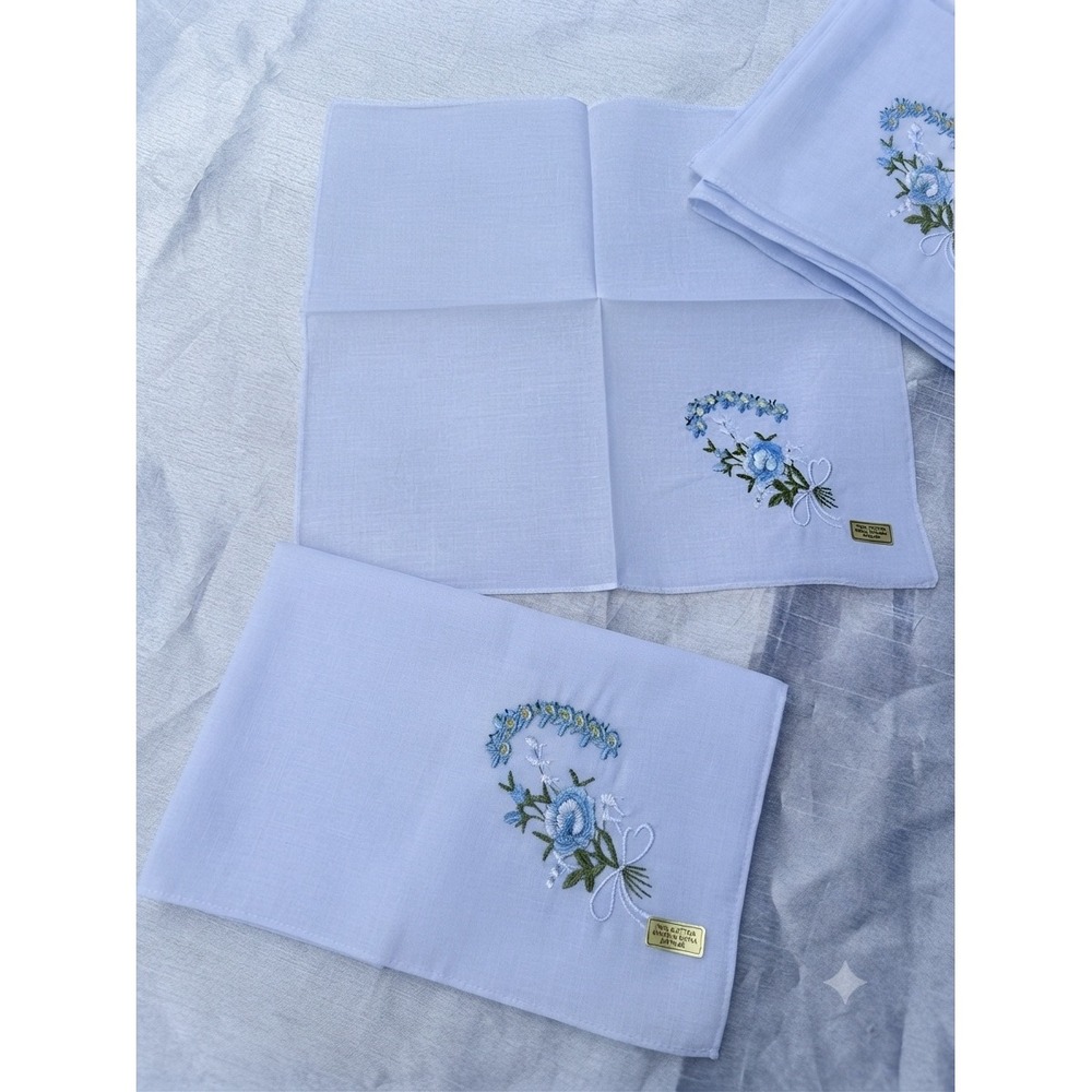 Vermont Country Store Women's Cotton Handkerchiefs 12 Pack Floral Blue 11x11 - Picture 1 of 13